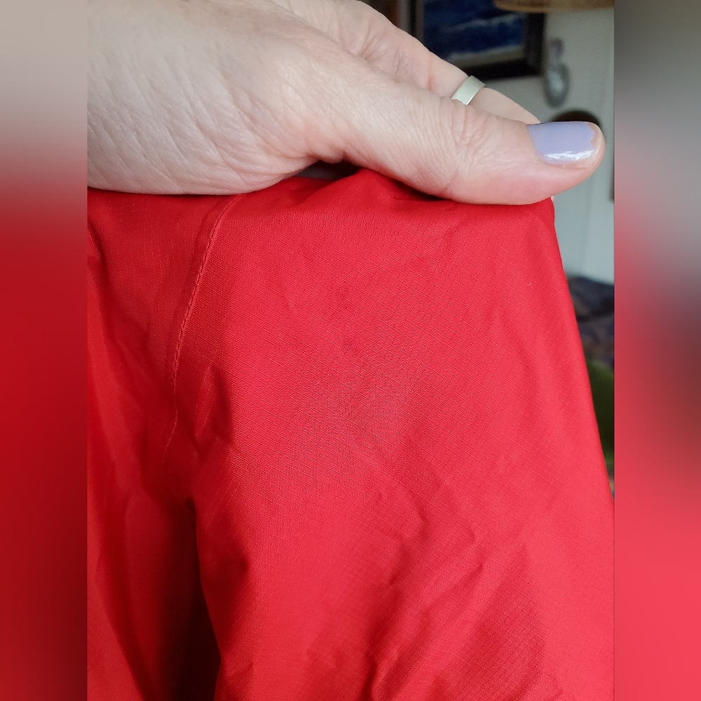 Patagonia Womens Torrentshell Raincoat - Picture 11 of 12